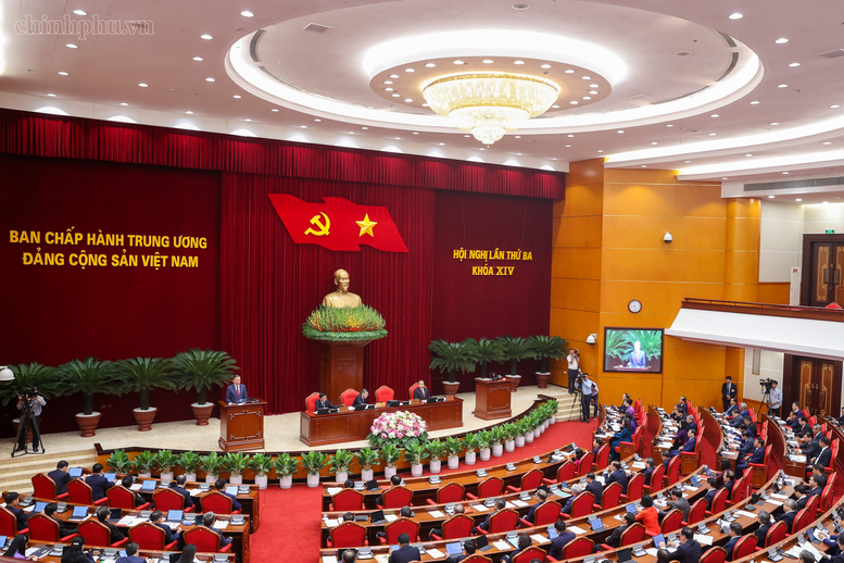 Hội nghị quán triệt, triển khai thực hiện các Chương trình hành động, kế hoạch của ĐU UBND TP thực hiện NQ Trung ương 3 khóa XIV